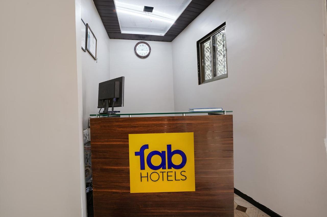Fabexpress Comfort Stay - Nr Mumbai International Airport Bombaim Exterior foto