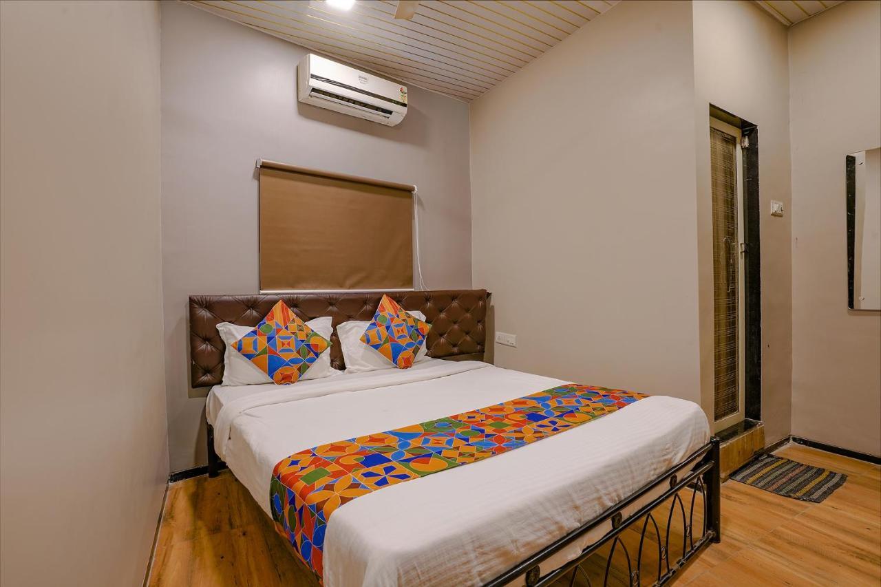 Fabexpress Comfort Stay - Nr Mumbai International Airport Bombaim Exterior foto