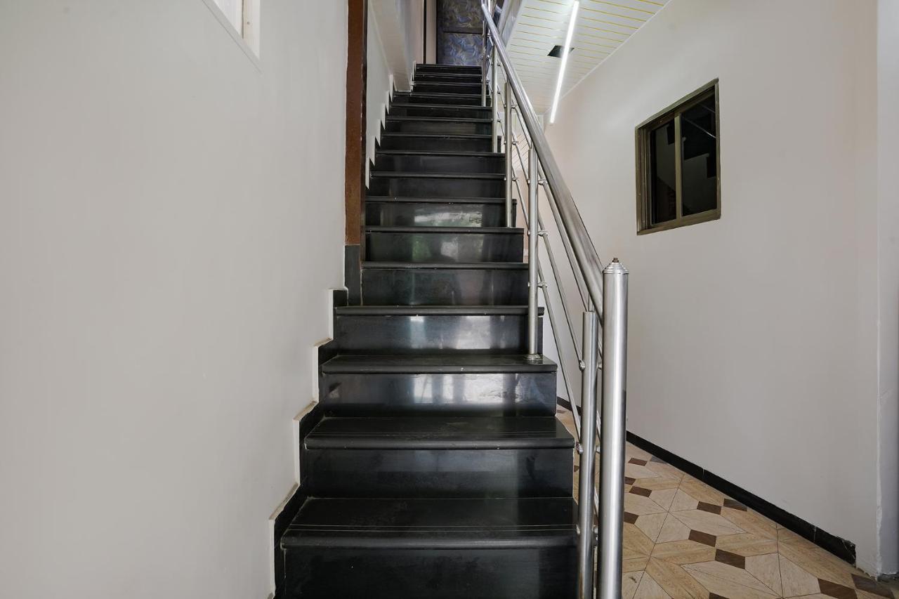 Fabexpress Comfort Stay - Nr Mumbai International Airport Bombaim Exterior foto